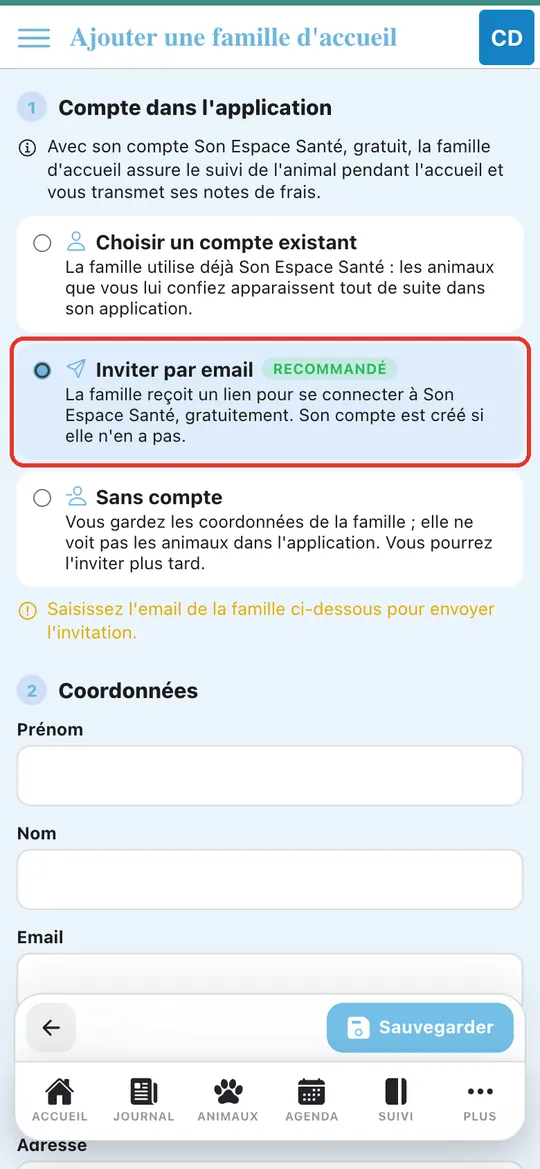 Capture de l'application : Bloc « Compte dans l'application », choix « Inviter par email — Recommandé » coché