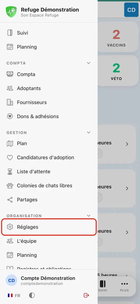 Capture de l'application : Menu latéral ouvert, rubrique Organisation visible en bas