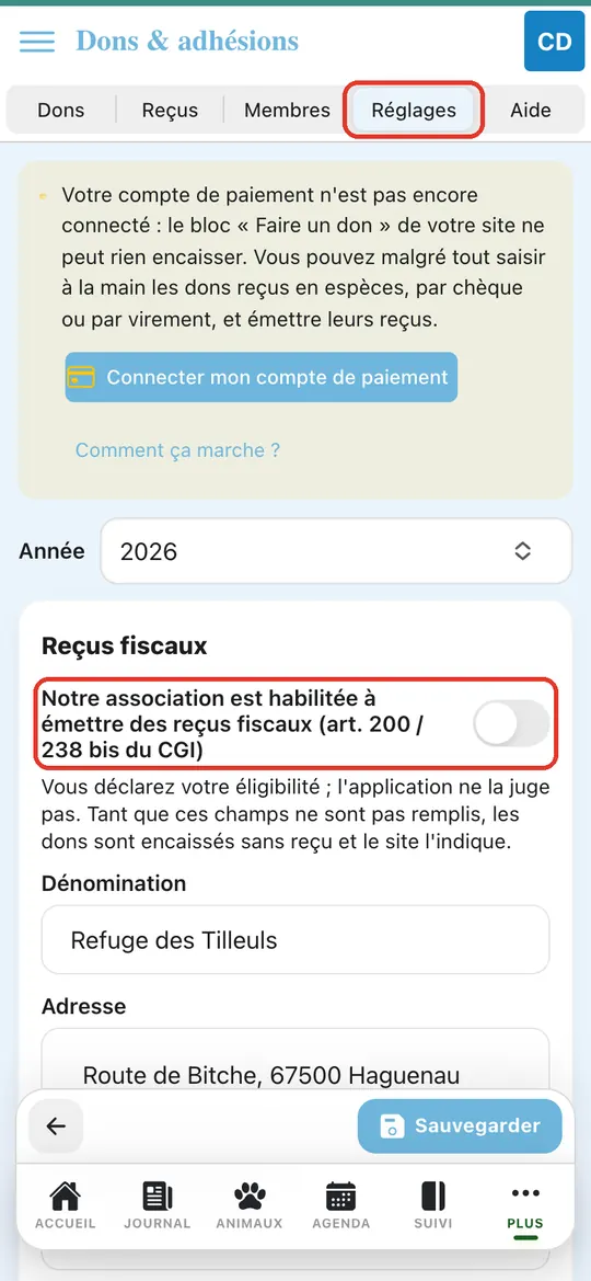 Capture de l'application : Dons & adhésions, onglet Réglages ; bandeau « compte de paiement pas encore connecté »
