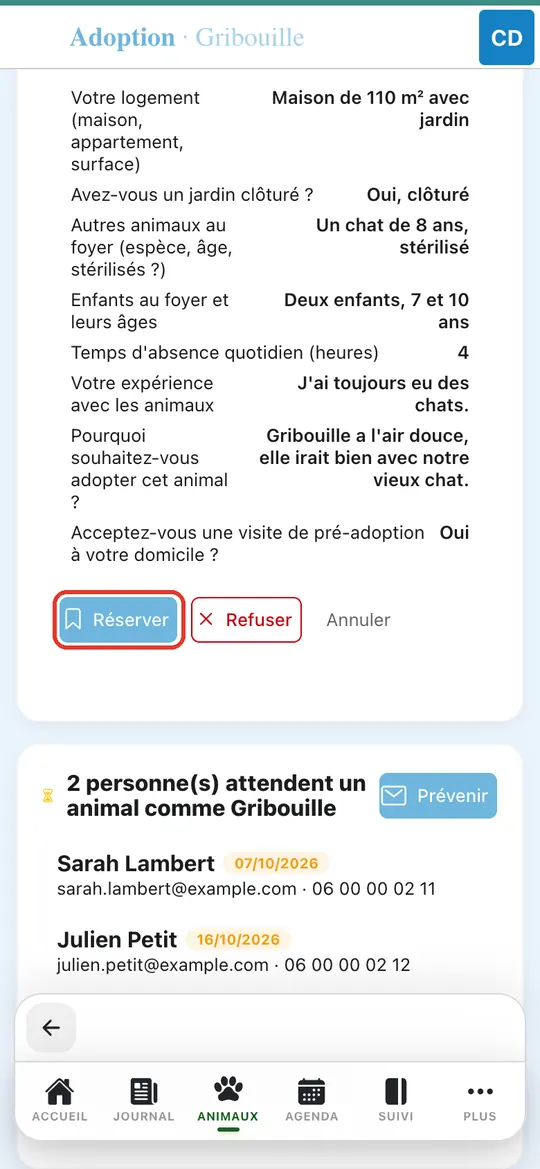 Capture de l'application : Dossier d'Élodie, boutons « Réserver », « Refuser », « Annuler »