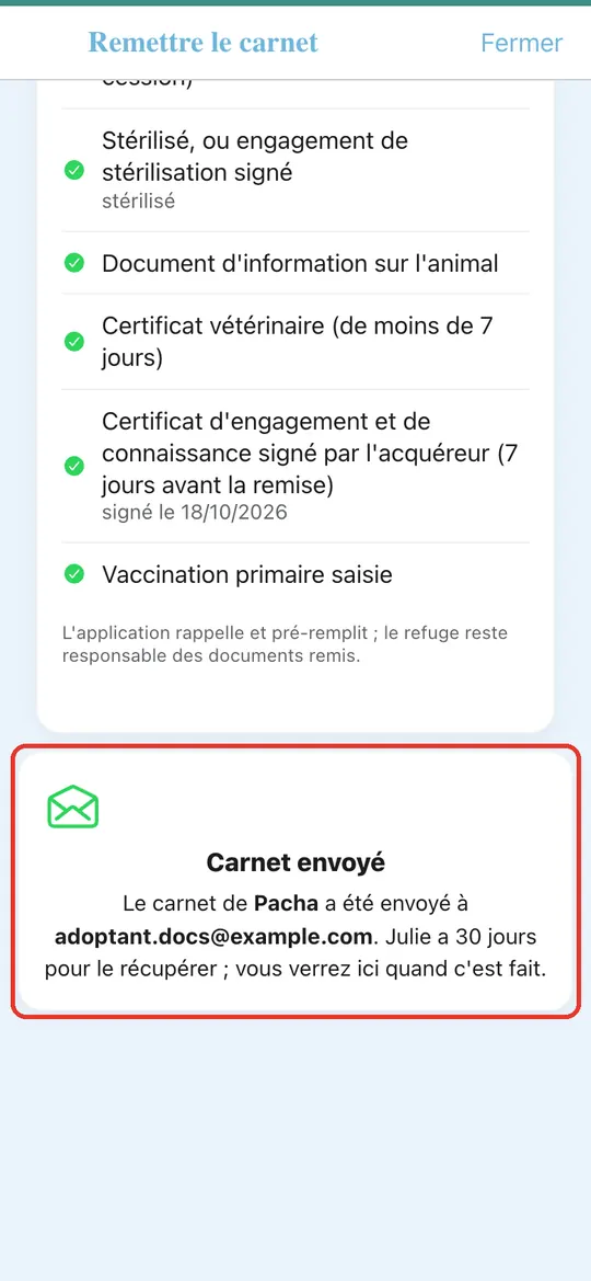 Capture de l'application : Confirmation « Carnet envoyé », juste après l'envoi : adresse de Julie, délai de 30 jours